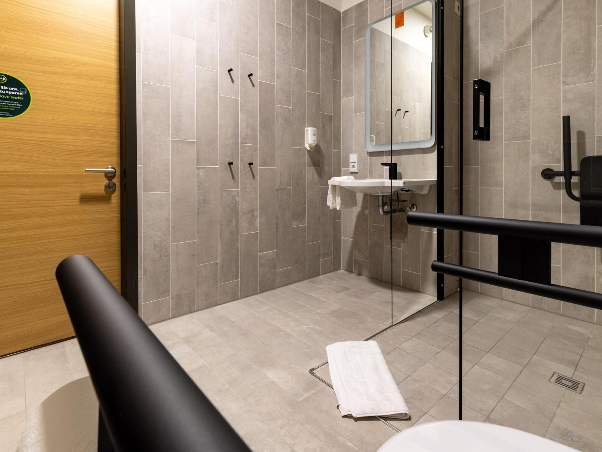 B&B Hotel Idar-Oberstein Luaran gambar
